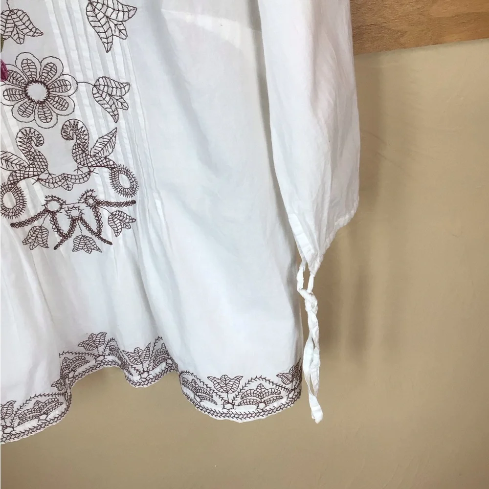 Tribal cotton embroidered tunic blouse - Picture 6 of 7